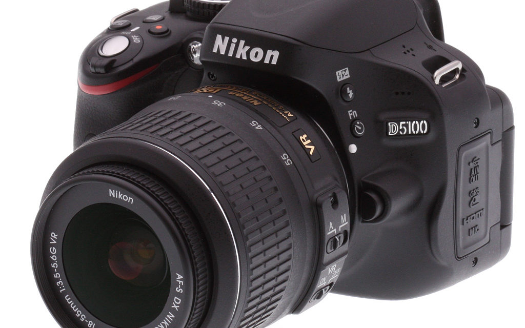 Why a DSLR is the perfect choice for social multimedia